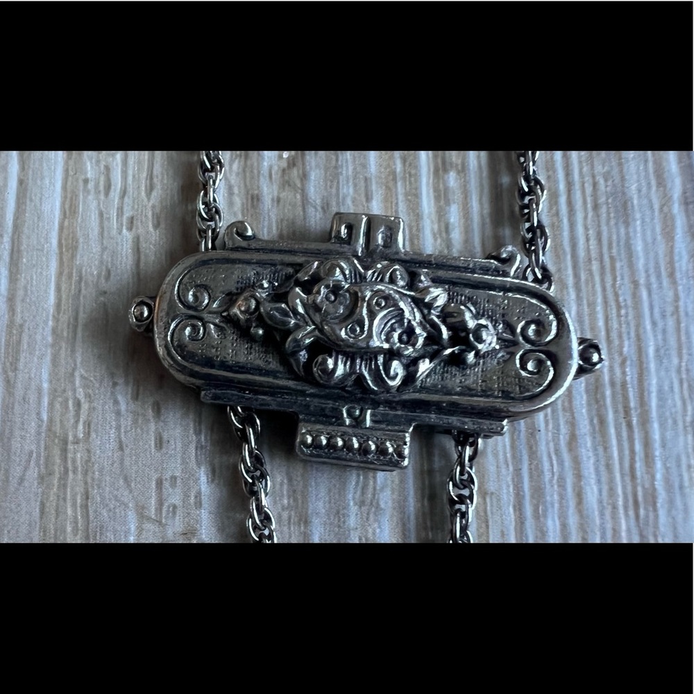 Rare Designer Goldette Reverse Carved Glass Roman Intaglio Medallion Necklace - Picture 6 of 7